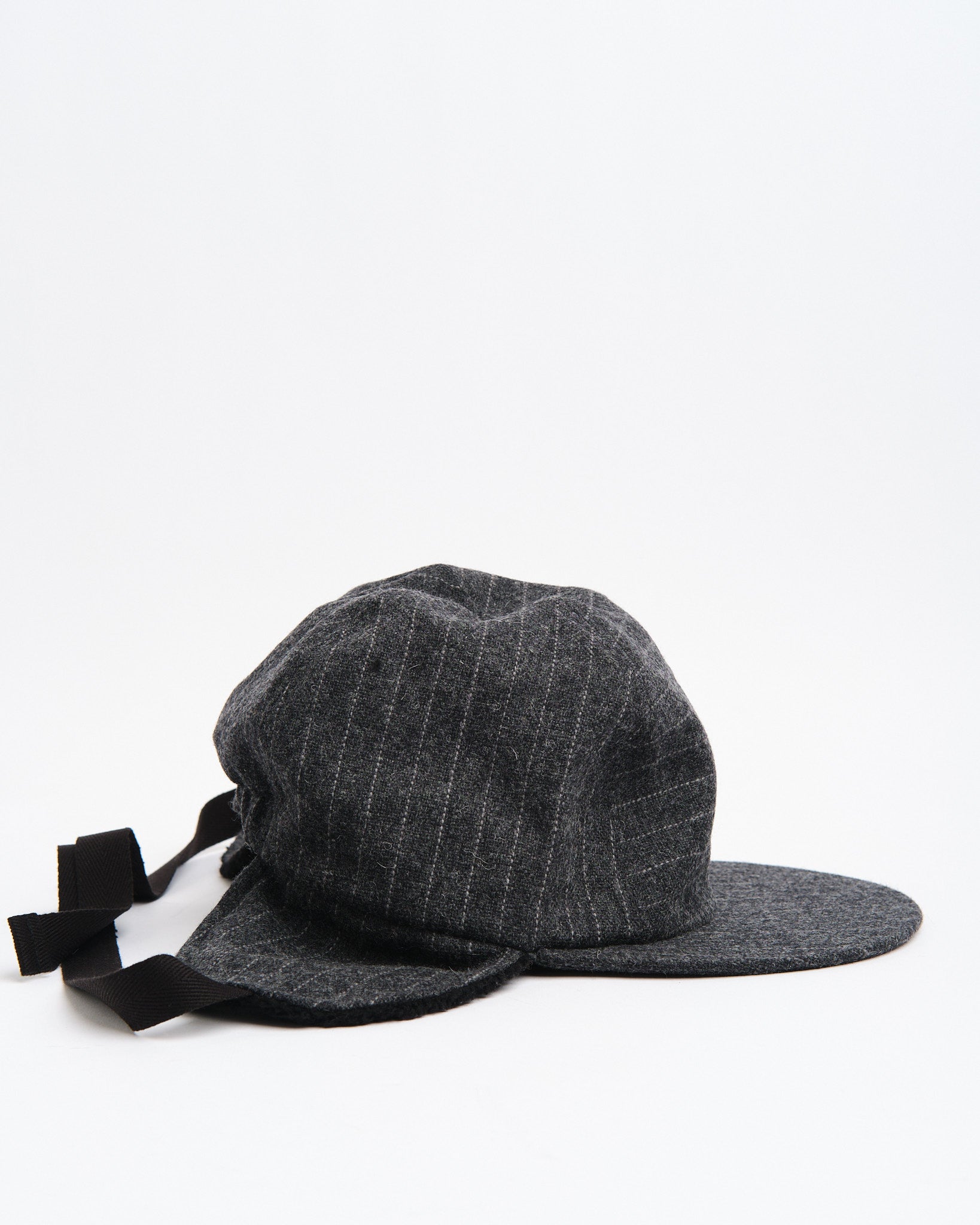 4 Panel Winter Cap with Ears Charcoal / Black - Meadow