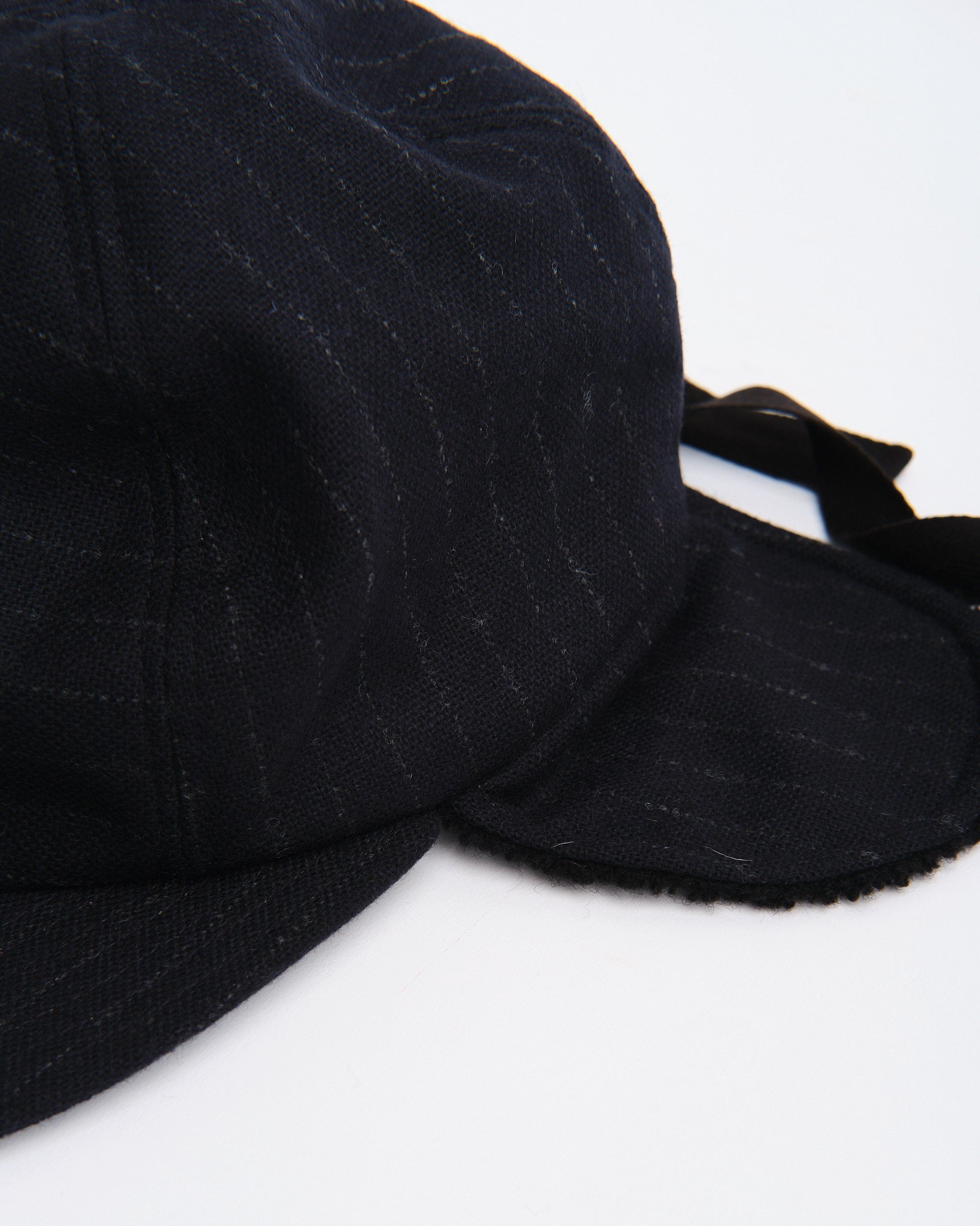 4 Panel Winter Cap with Ears Navy / Black - Meadow