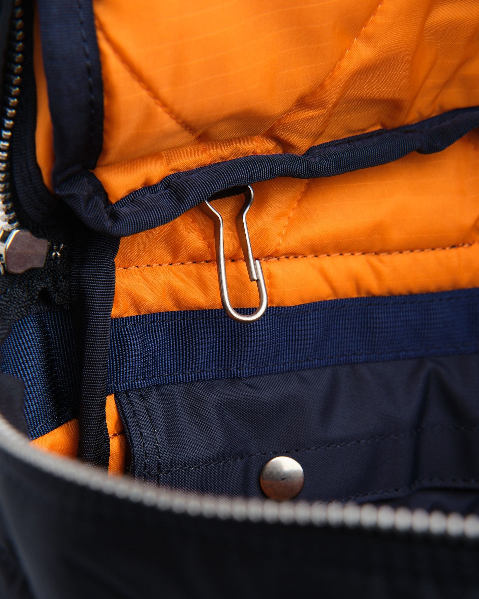 FORCE DAYPACK NAVY - Meadow