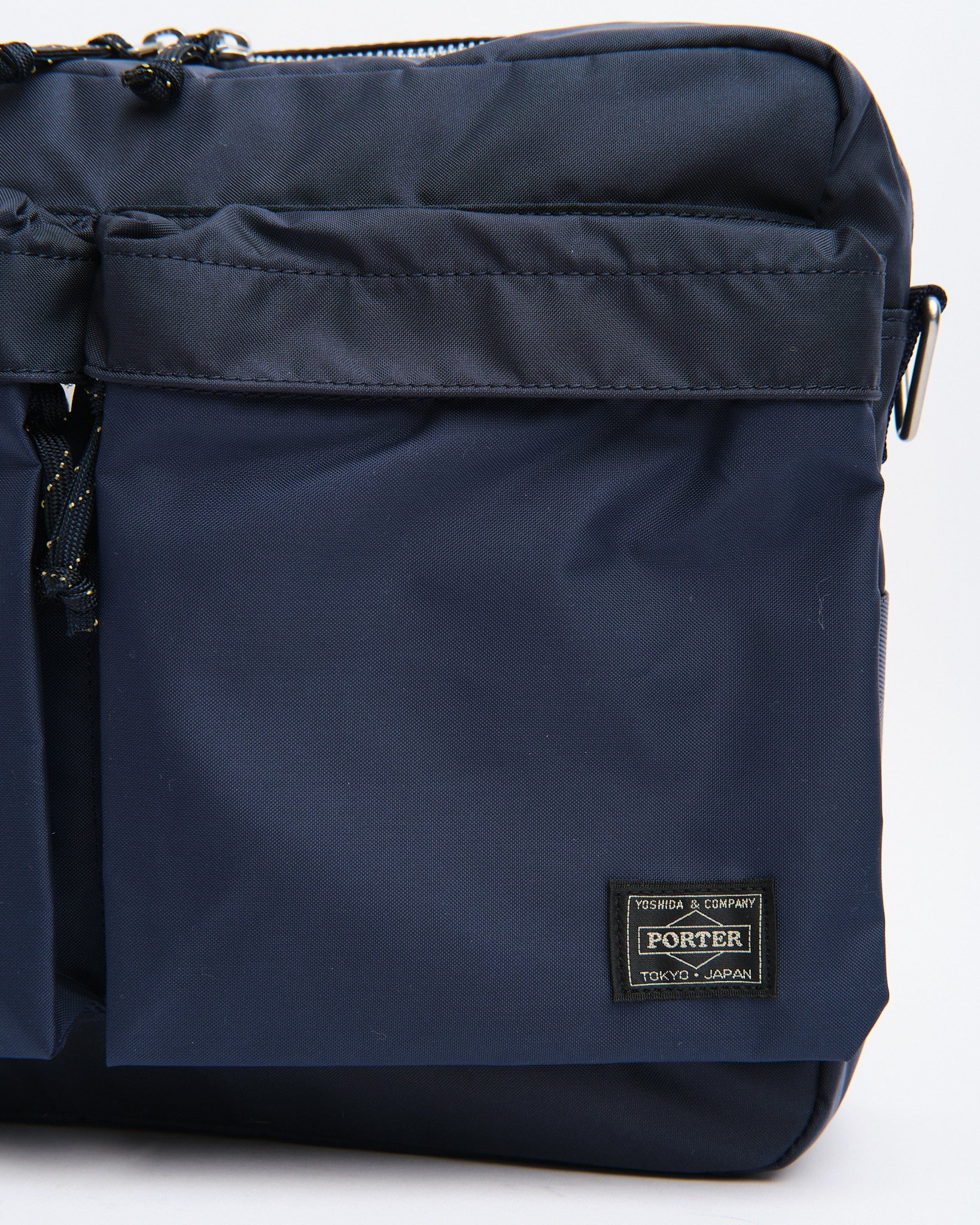 FORCE SHOULDER BAG NAVY - Meadow