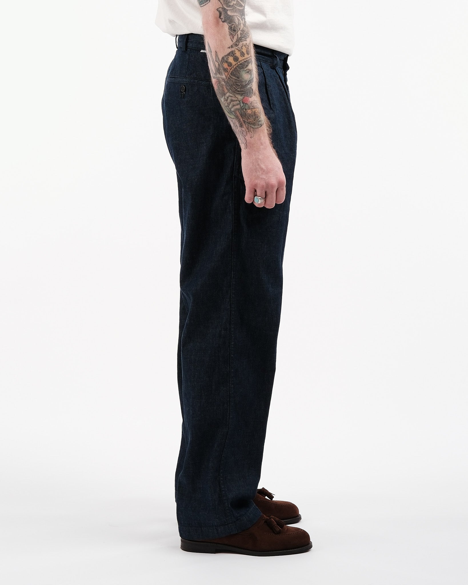 TWO TUCK WIDE DENIM WIDE TROUSERS ONE YEAR WASH