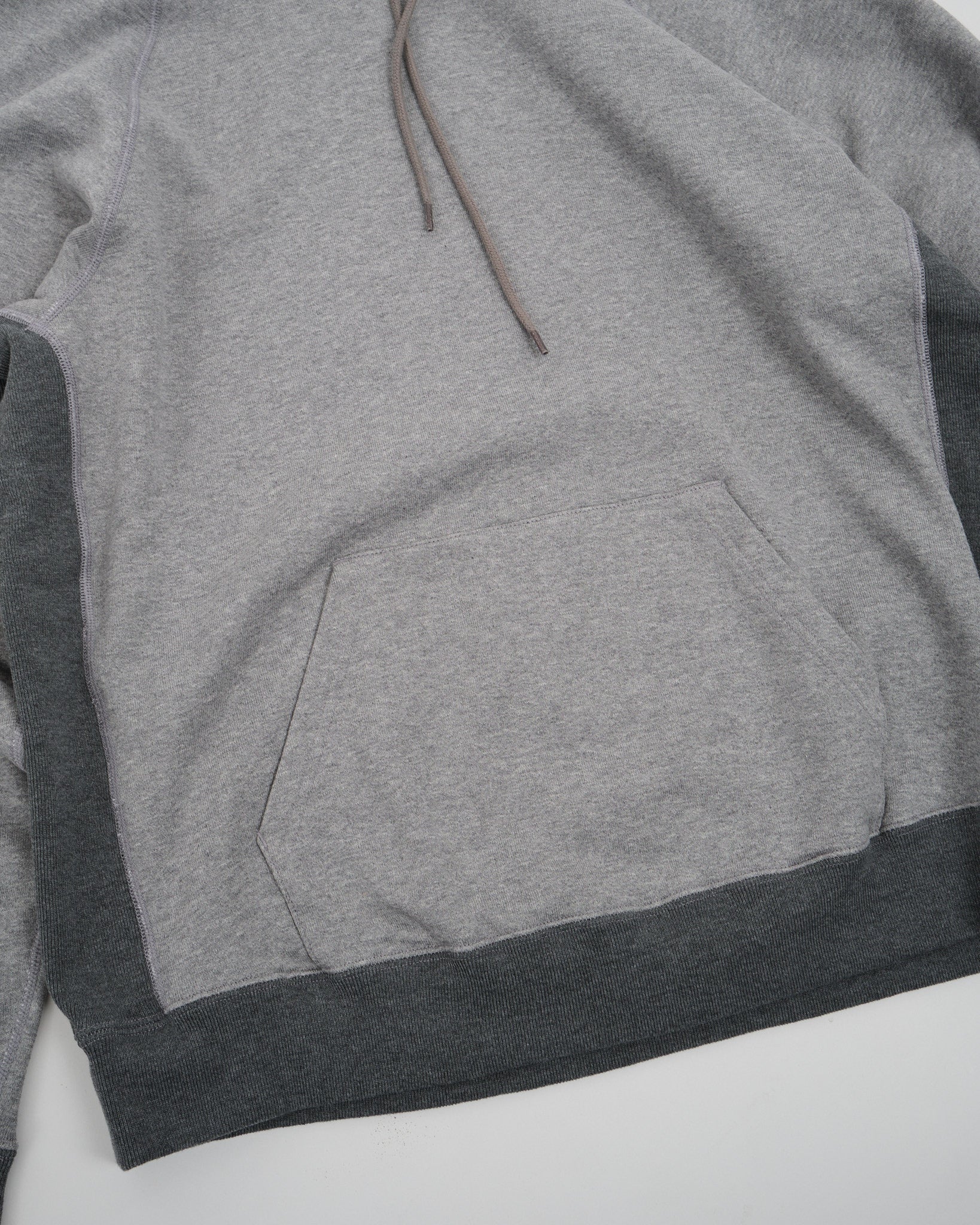 Nanamica | Hooded Pullover Sweat Heather Gray | MEADOW